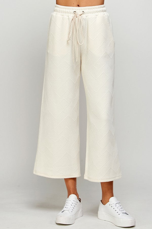 Textured Cropped Pants - Cream