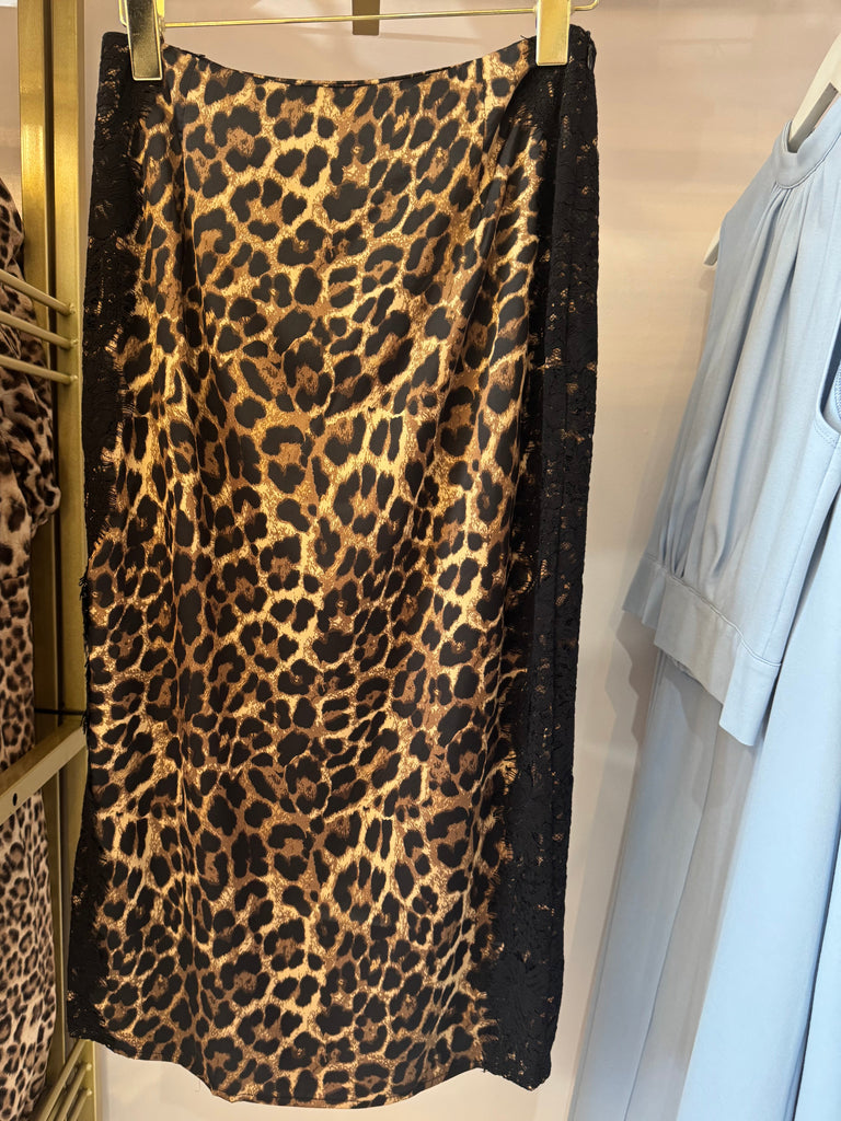 Catwalk Leopard Skirt