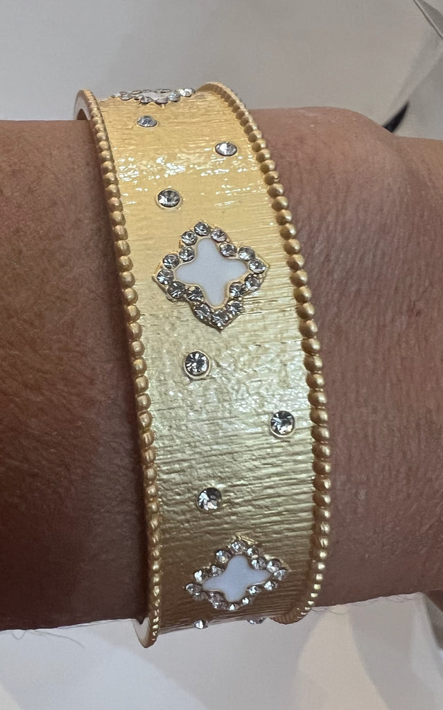 Thin White Clover Gold Matte Bracelet