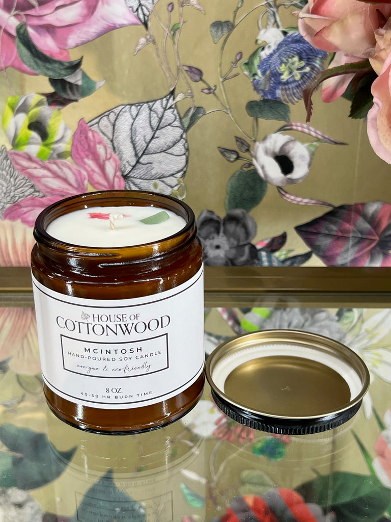 Mcintosh Candle