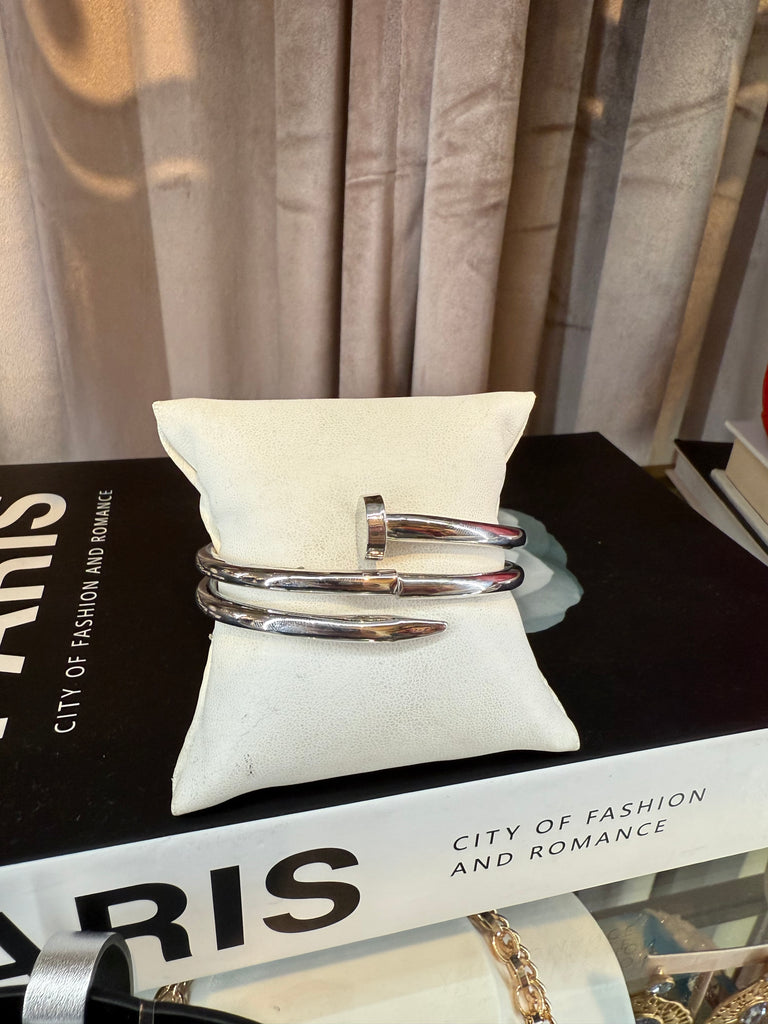 The Dual Strike Bracelet