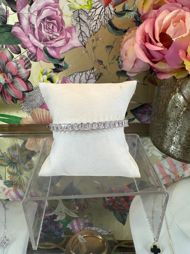 Chandelier Dream Bracelet