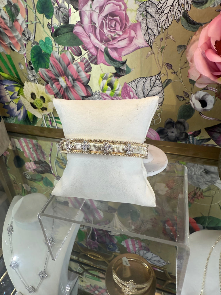 Luminous Dewdrop Bracelet