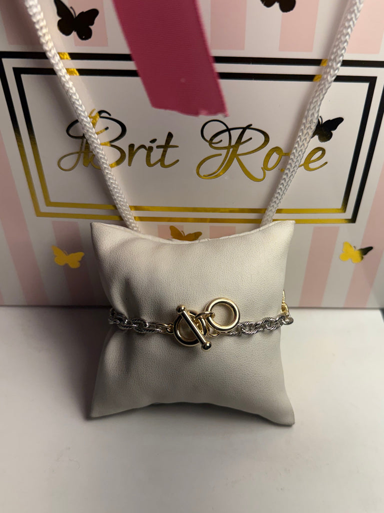 Golden Clover Grace Bracelet