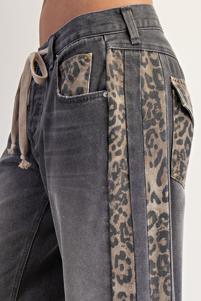 Leopard Streak Drawstring Pant