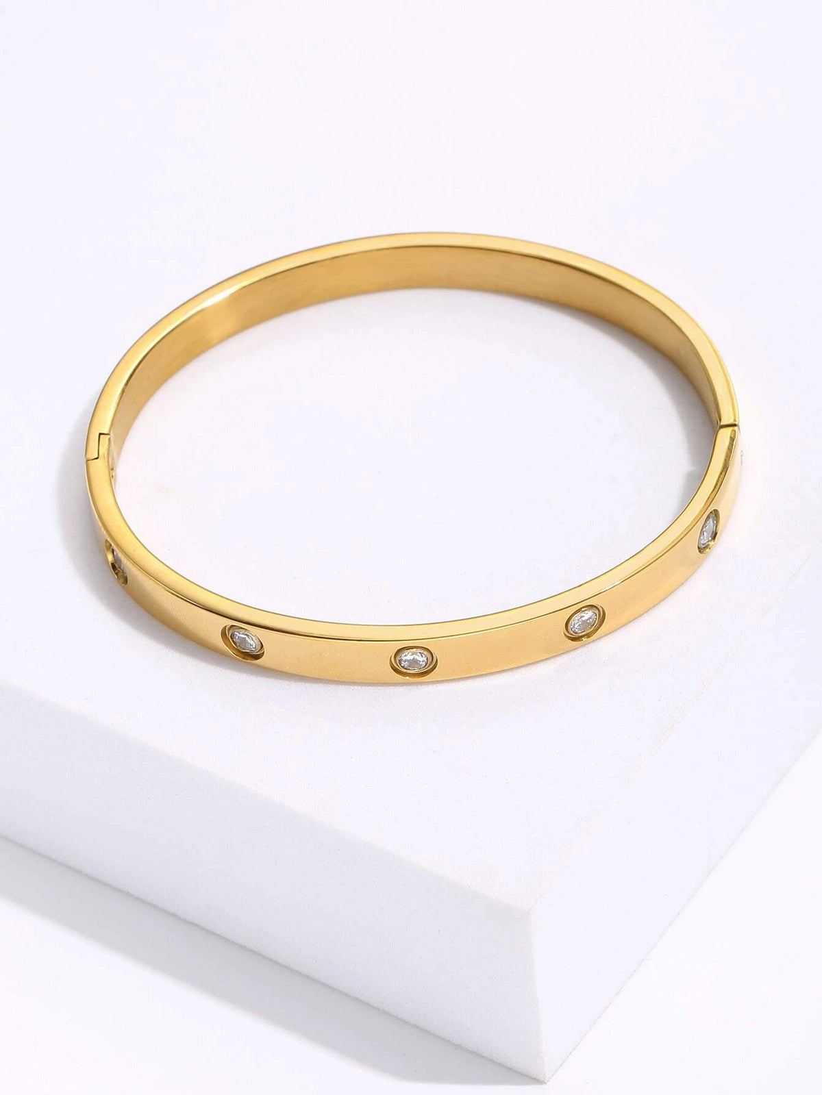 18k gold love bracelet hotsell